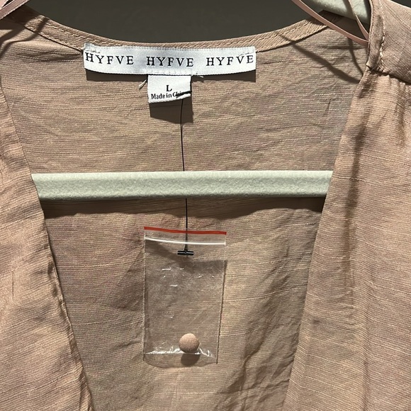 NWT blouse top - Picture 4 of 5